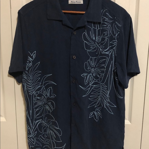 TOMMY BAHAMA SHORT SLEEVE EMBROIDERED SHIRT - Picture 2 of 15
